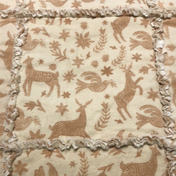 NWT CHRISTMAS RAG QUILT CUT SZ 62”x72” 1000% COTTON FLANNEL HANDMADE - Picture 3 of 7